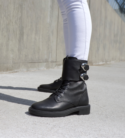 Aerosoles black boots online