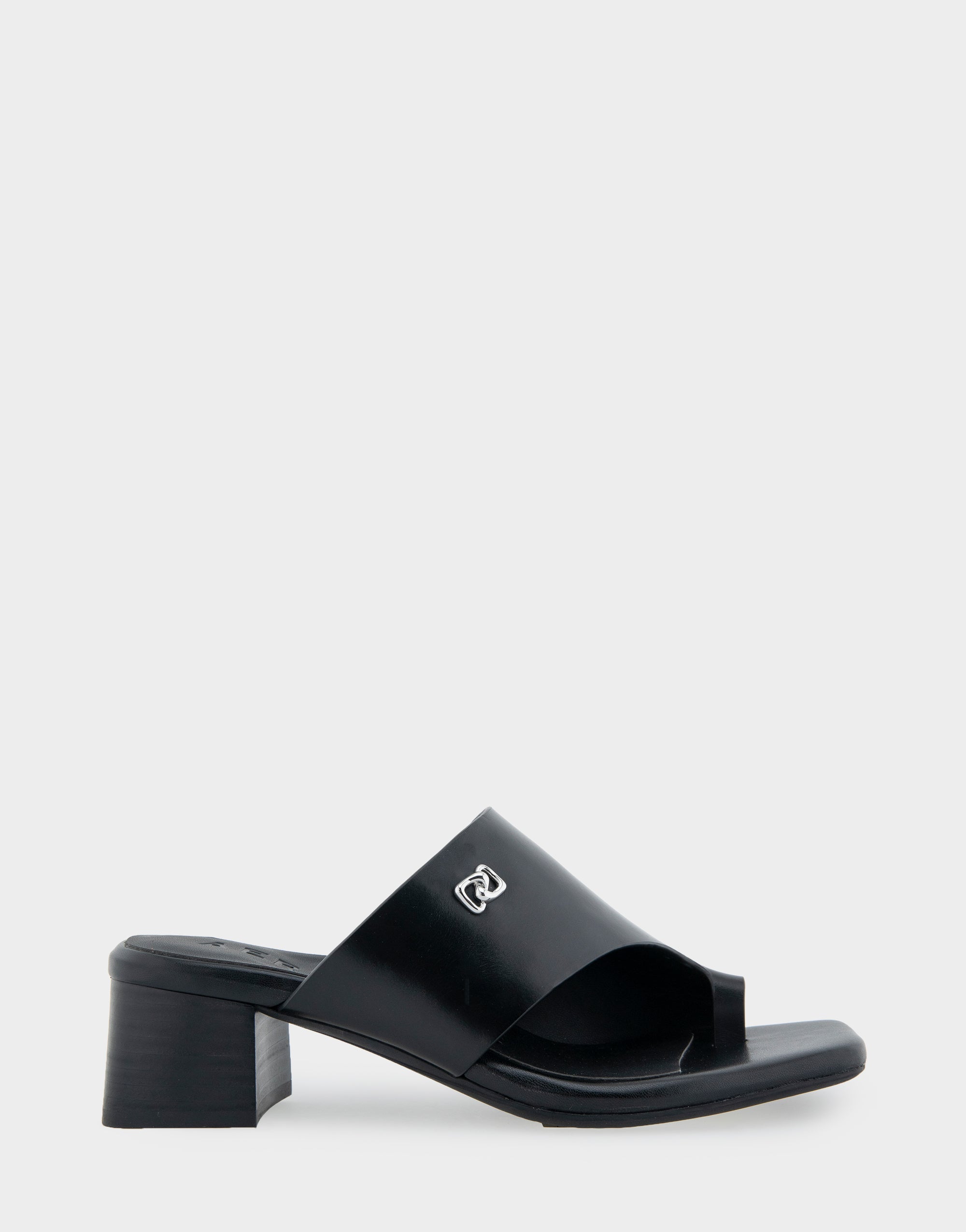 Etta Black Leather Hooded Toe Ring Block Heel Slide Sandal Aerosoles